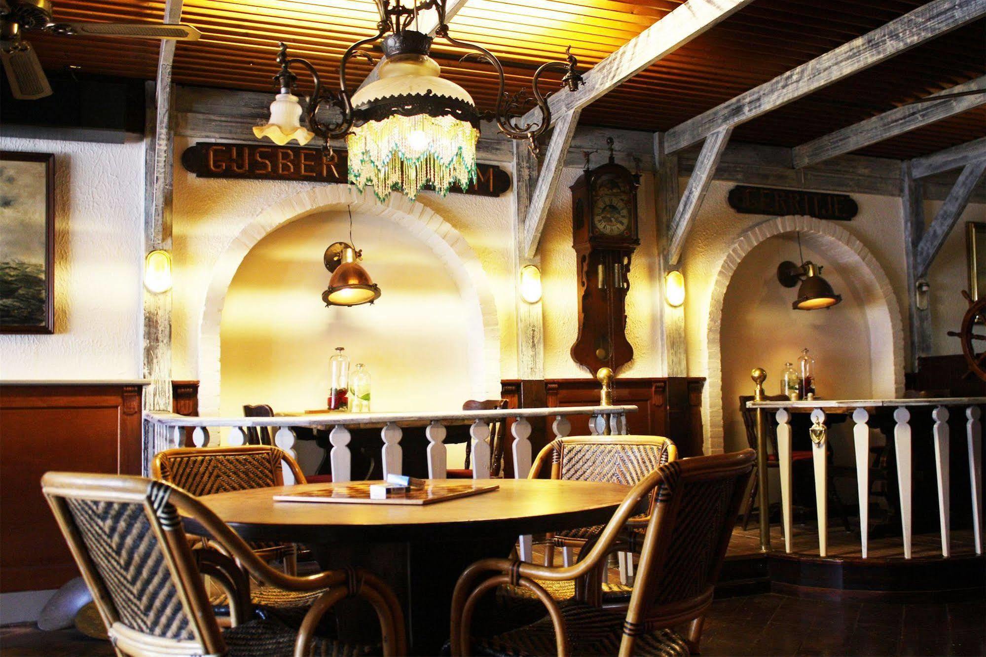 Hotel-Restaurant Loodsmans Welvaren Bv Ден-Хорн Экстерьер фото